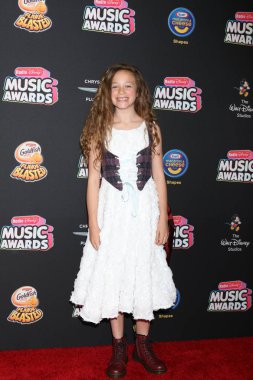 Los Angeles - 22 Haziran: Sofia Rosinsky üzerinde 22 Haziran 2018 Loews Hotel Los Angeles, Ca 2018 radyo Disney Müzik Ödülleri'nde