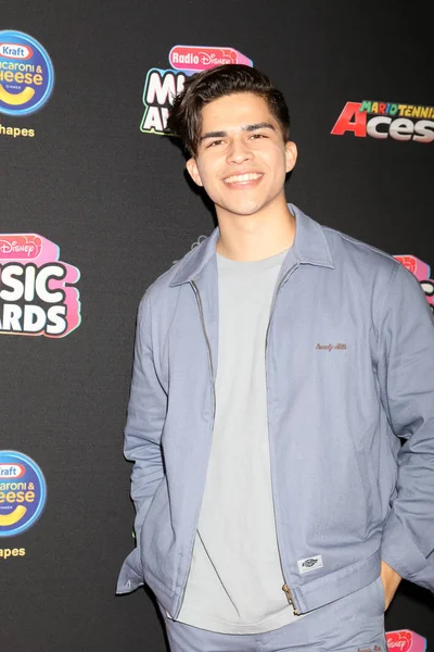 ลอส แองเจล นายน อเล อะโลโน งาน Radio Disney Music Awards — ภาพถ่ายสต็อก