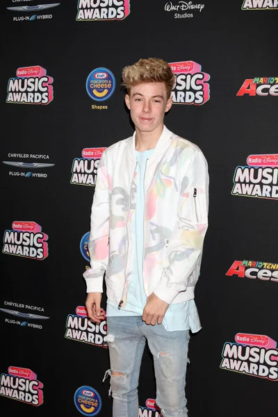 Los Angeles Czerwiec Mackenzie Sol 2018 Radio Disney Music Awards — Zdjęcie stockowe