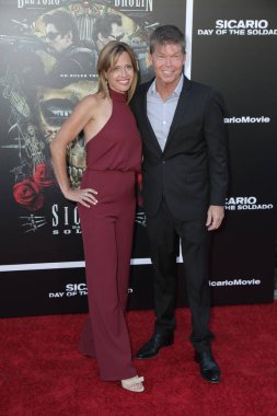 Los Angeles - Haziran 26: Rob Liefeld, sevinç Creel, 