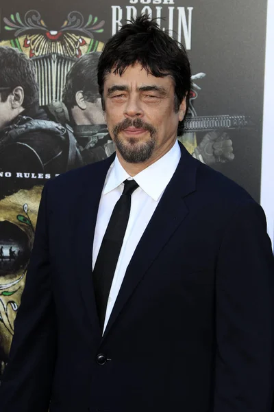 Los Angeles Jun Benicio Del Toro Sicario Day Soldado Premiere — Stock Photo, Image