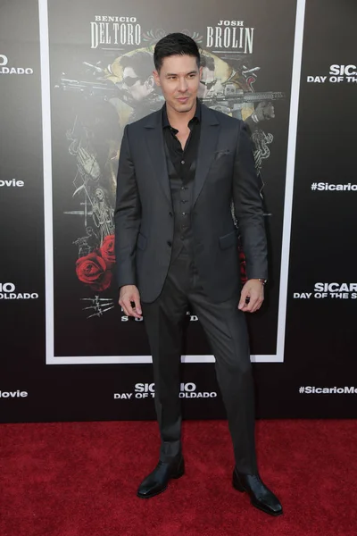 Los Angeles Jun Lewis Tan Sicario Day Soldado Premiere Village – stockfoto