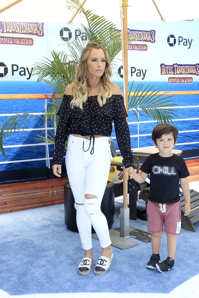 Los Angeles Jun Teddi Mellencamp Arroyave Het Hotel Transylvania Zomervakantie — Stockfoto