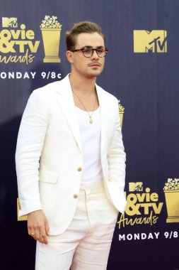 Los Angeles - Jun 16: Dacre Montgomery 2018 Mtv film ve Televizyon Ödülleri'nde 16 Haziran 2018 Barker askıda Santa Monica, Ca
