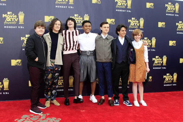 ロサンゼルス ジェレミー レイテイラー ワイアット Oleff フィン Wolfhard ジェイコブス Jaeden Lieberher — ストック写真