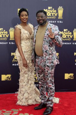 Los Angeles - Jun 16: Ayni Howery, Lil Rel Howery, 2018 Mtv film ve Televizyon Ödülleri'nde 16 Haziran 2018 Barker askıda Santa Monica, Ca