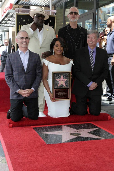 Los Angeles - 11 Temmuz: Mitch O'Farrell, Cedric Entertainer, Niecy Nash, Ryan Murphy, Leron Gubler Niecy Hollywood Bulvarı'nda bir yıldız ile 11 Temmuz 2018 Los Angeles, Ca onur Nash