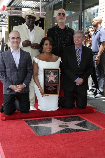 Los Angeles - 11 Temmuz: Mitch O'Farrell, Cedric Entertainer, Niecy Nash, Ryan Murphy, Leron Gubler Niecy Hollywood Bulvarı'nda bir yıldız ile 11 Temmuz 2018 Los Angeles, Ca onur Nash