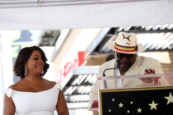 Los Angeles - 11 Temmuz: Niecy Nash, Cedric Entertainer Niecy Hollywood Bulvarı'nda bir yıldız ile 11 Temmuz 2018 Los Angeles, Ca onur Nash