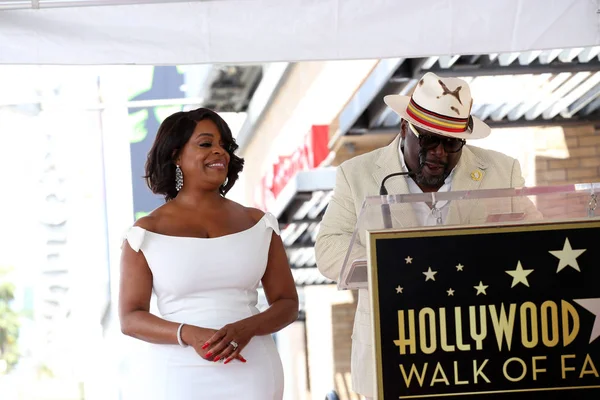 Los Angeles - 11 Temmuz: Niecy Nash, Cedric Entertainer Niecy Hollywood Bulvarı'nda bir yıldız ile 11 Temmuz 2018 Los Angeles, Ca onur Nash