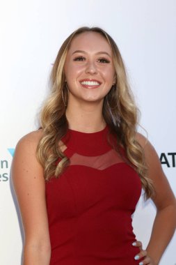 Los Angeles - Temmuz 14: Hailey Sole özel arazi üzerinde 14 Temmuz 2018 Malibu, Ca üzerinde 20 yıllık Designcare Gala