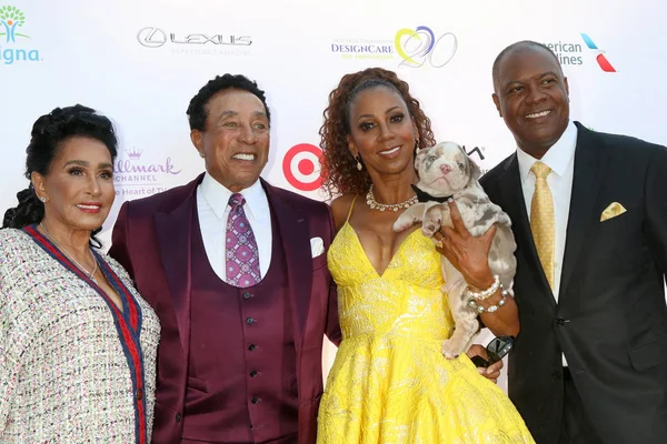 Los Angeles Jul Frances Robinson Smokey Robinson Holly Robinson Peete — Stock Photo, Image