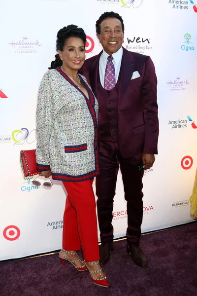 Los Angeles Luglio Frances Robinson Smokey Robinson Gala Annuale Designcare — Foto Stock