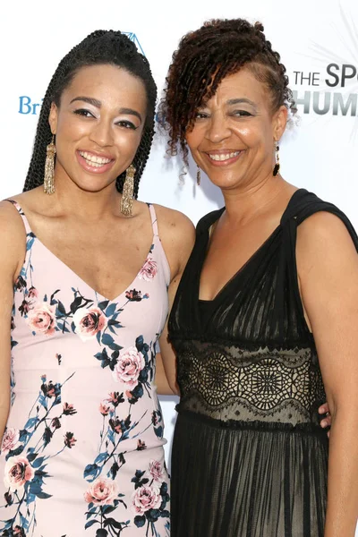 Los Angeles - Temmuz 17: Sydni Scott, 4 yıllık spor insani ödül üzerinde 17 Temmuz 2018 Novo Los Angeles, Ca üzerinde Kim Scott