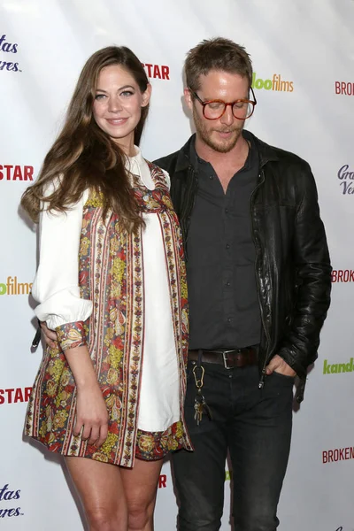 Los Angeles Jul Analeigh Tipton Jake Mcdorman Broken Star Premiären — Stockfoto