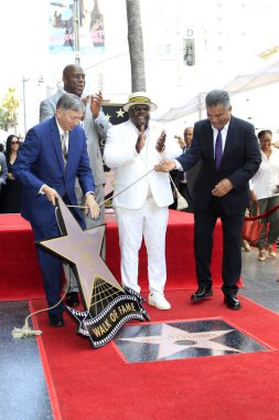 Los Angeles - Temmuz 19: Leron Gubler, Magic Johnson, Cedric Entertainer Cedric Entertainer yıldız töreni Hollywood Walk of Fame 19 Temmuz 2018 tarihinde Los Angeles, Ca üzerinde George Lopez