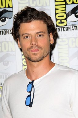 San Diego - 21 Temmuz: François Arnaud San Diego, Ca üzerinde 21 Temmuz 2018 Comic-Con International'da 