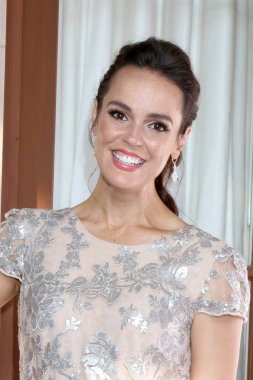 Los Angeles - Temmuz 26: Erin Cahill üzerinde 26 Temmuz 2018 özel arazide Beverly Hills, Ca Hallmark Tca yaz 2018 partide