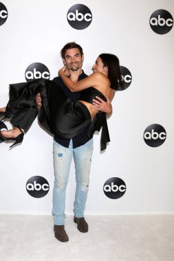 Los Angeles - Ağustos 7: Jared Haibon, Ashley Iaconetti Abc Tca parti - yaz 2018, Beverly Hills, Ca üzerinde 7 Ağustos 2018 Beverly Hilton Otel