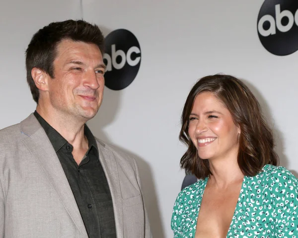 Los Angeles Aug Nathan Fillion Mercedes Mason Abc Tca Part — Stockfoto