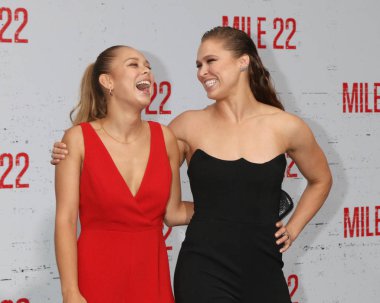 Los Angeles - Ağustos 9: Julia De Mars, Ronda Rousey 9 Ağustos 2018 yılında Westwood, Ca üzerinde Village Theater 