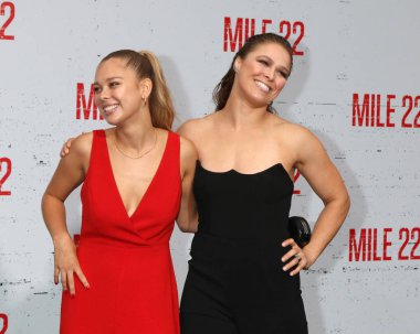 Los Angeles - Ağustos 9: Julia De Mars, Ronda Rousey 9 Ağustos 2018 yılında Westwood, Ca üzerinde Village Theater 