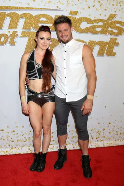 Los Angeles Aug Duo Transscend Beim America Got Talent Live — Stockfoto