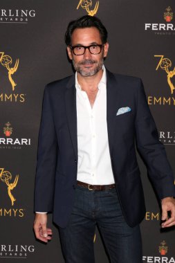 Los Angeles - 22 Ağustos: Gregory Zarian gündüz eş grubu Atas Resepsiyon televizyon Akademisi üzerinde 22 Ağustos 2018 Kuzey Hollywood, Ca