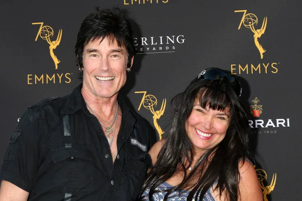 Los Angeles Ağustos Ronn Moss Devin Devasquez Gündüz Grubu Atas — Stok fotoğraf