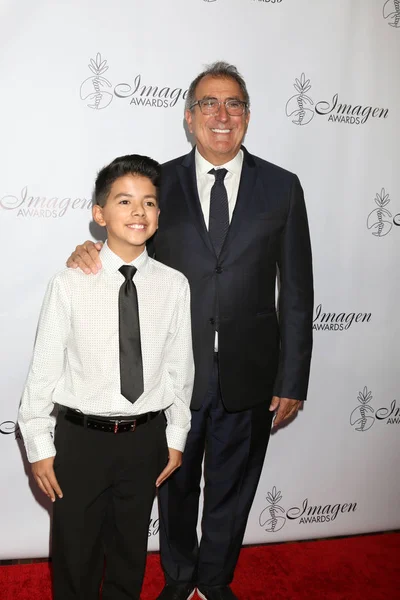 Los Angeles Aug Jonathan Jaramillo Kenny Ortega 33Rd Annual Imagen — Stock Photo, Image