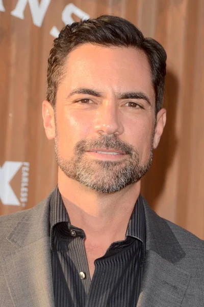 Los Angeles Agosto Danny Pino Mayans Red Carpet Premiere Tcl — Foto Stock