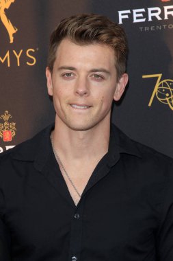 Los Angeles - Ağustos 20: Chad Duell'in televizyon Akademi performans eş grubu şenlikte Neuehouse, 20 Ağustos 2018 tarihinde Los Angeles, Ca