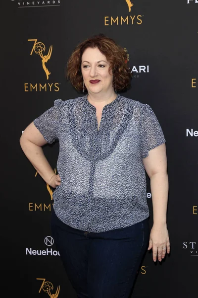 Los Angeles - Ağustos 20: Rebecca Metz televizyon Akademi performans eş grubu şenlikte Neuehouse, 20 Ağustos 2018 tarihinde Los Angeles, Ca