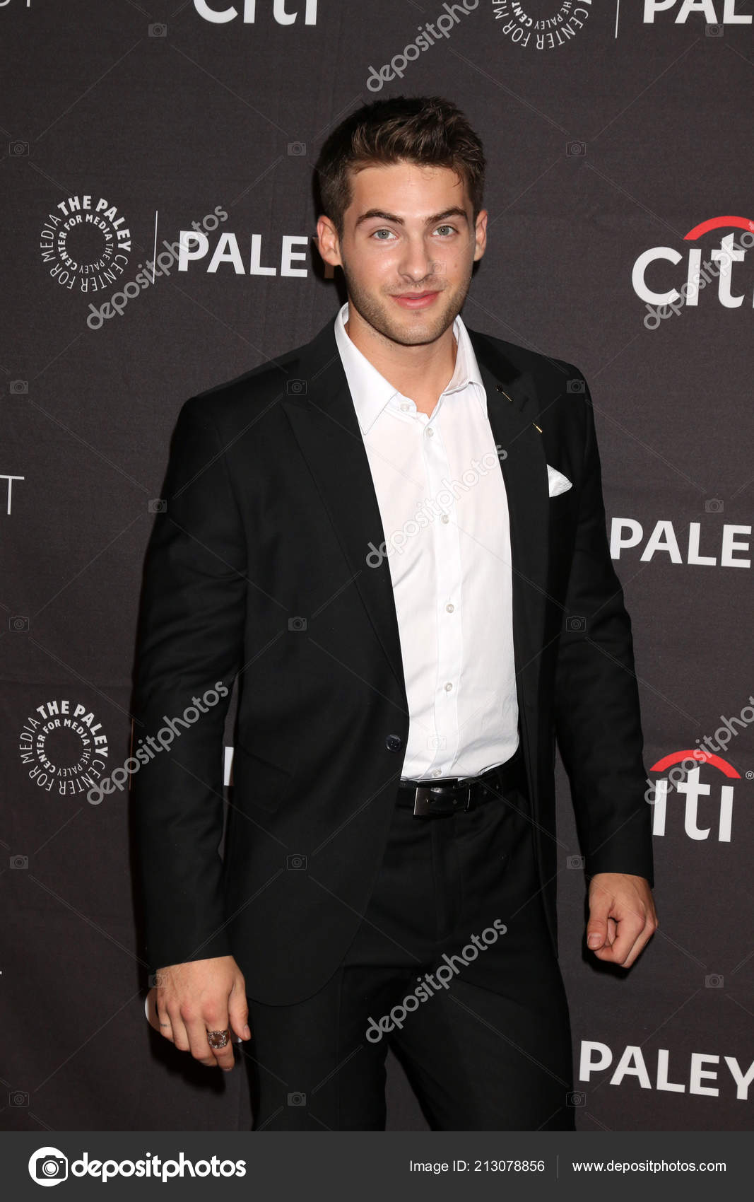 コーディ写真素材 ロイヤリティフリーコーディ画像 Depositphotos コーディ写真素材 ロイヤリティフリーコーディ画像 Depositphotos