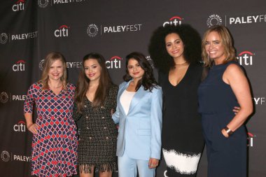 Los Angeles - 7 Eylül: Amy Rardin, Sarah Jeffery, Melonie Diaz, Madeleine Mantock, Jessica O'Toole 2018 Paleyfest sonbahar Tv Previews - Cw Paley Center for 7 Eylül 2018 medyada Beverly Hills, Ca