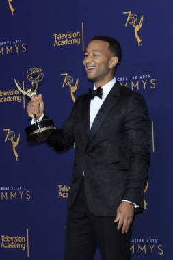 Los Angeles - Eylül 9: John Legend 2018 yaratıcı sanatlar Emmy Ödülleri - Day 2 - basın odasında Los Angeles, Ca 9 Eylül 2018 üzerinde Microsoft Theater
