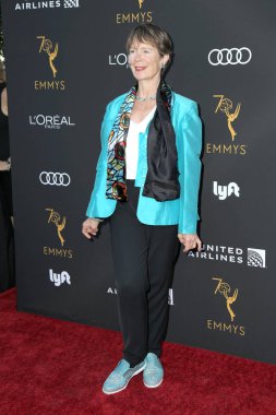 Los Angeles - 15 Eylül: Celia Imrie sanatçılar Wallis Annenberg merkezi sahne sanatları için 15 Eylül 2018 Beverly Hills, Ca aday televizyon Akademi onur Emmy