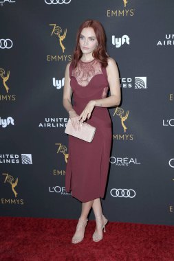 Los Angeles - 15 Eylül: Madeline Brewer sanatçılar Wallis Annenberg merkezi sahne sanatları için 15 Eylül 2018 Beverly Hills, Ca aday televizyon Akademi onur Emmy