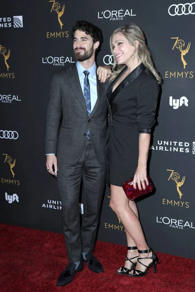 Los Angeles Wrz Darren Criss Mia Swier Akademii Telewizyjnej Emmy — Zdjęcie stockowe