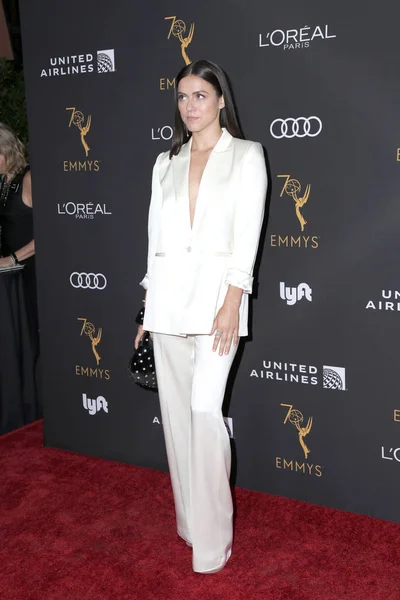 Los Angeles Sep Nina Kiri Academia Televisão Homenageia Emmy Apresentadores — Fotografia de Stock