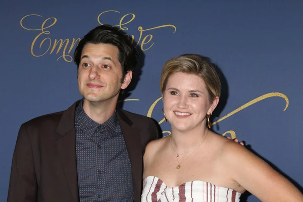 Los Angeles Sep Ben Schwartz Jillian Bell Showtime Emmy Eve — Stockfoto