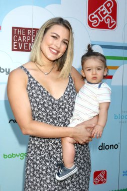 Los Angeles - 22 Eylül: Carissa Culiner, Chase Culiner etkinlikte 7 yıllık ünlü kırmızı halı Sony stüdyosu üzerinde 22 Eylül 2018 Culver City, Ca