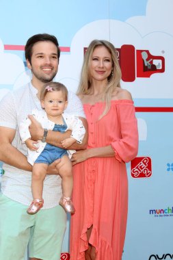 Los Angeles - 22 Eylül: Nathan Kress, Rosie Carolyn Kress, Londra Kress Event'de 7 yıllık ünlü kırmızı halı Sony stüdyosu üzerinde 22 Eylül 2018 Culver City, Ca