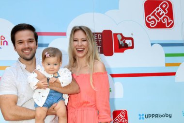 Los Angeles - 22 Eylül: Nathan Kress, Rosie Carolyn Kress, Londra Kress Event'de 7 yıllık ünlü kırmızı halı Sony stüdyosu üzerinde 22 Eylül 2018 Culver City, Ca