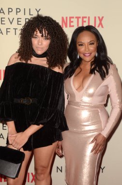 Los Angeles - Eylül 20: Grace Gibson, Lynn Whitfield 