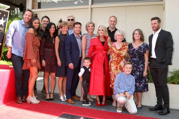 Los Angeles Eyl Carrie Underwood Aile Arkadaş Hollywood Walk Fame — Stok fotoğraf