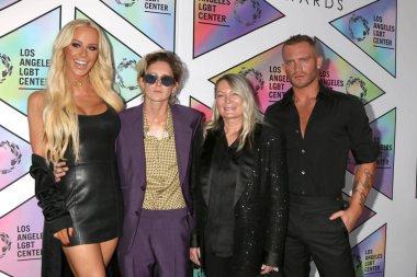 Los Angeles - 22 Eylül: Gigi muhteşem, NAT'ların Getty, Ariadne Getty, Beverly Hills, Ca üzerinde 22 Eylül 2018 Beverly Hilton Hotel La Lgbt merkezinin 49 yıldönümü töreni'nde Ağustos Getty