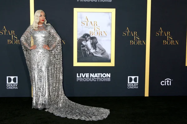 Los Angeles Sep Lady Gaga Star Born Premiere Alttarilla Syyskuuta — kuvapankkivalokuva