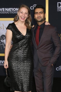 Los Angeles - 24 Eylül: Emily V Gordon, Kumail Nanjiani, Los Angeles, Ca üzerinde 24 Eylül 2018 tapınak salonunda 