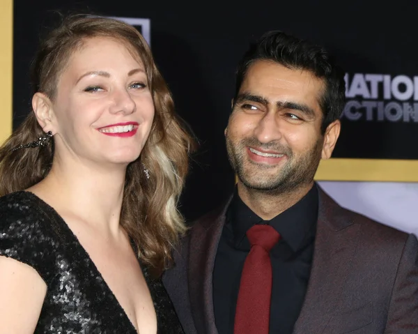 Los Angeles Września Emily Gordon Kumail Nanjiani Premierze Narodziny Gwiazdy — Zdjęcie stockowe